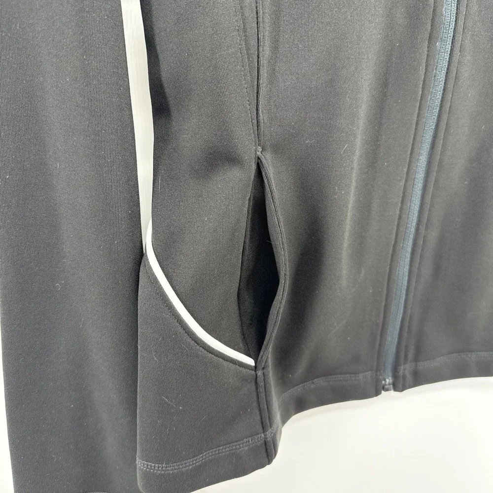 America's Cup Embroidered Level Wear Women's Size Medium Black Long Sleeve Zipup